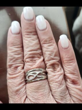 Tocara Sterling Silver Breast Cancer Pink Infinity Wave Ring in Sterling Silver